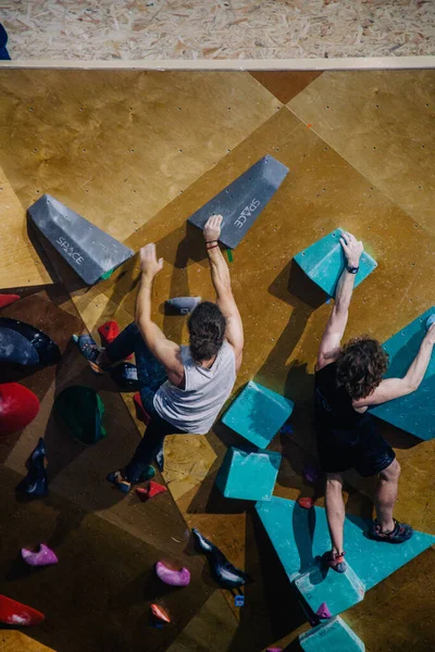 Ucrania Kiev 2022 Competencias Escalada Bouldering Escalada Gimnasio Espacio Foto —  Fotos de Stock