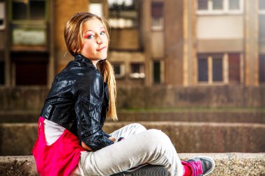 sevimli genç kız, dışarı