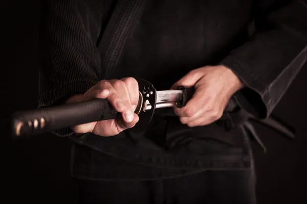katana ile adam