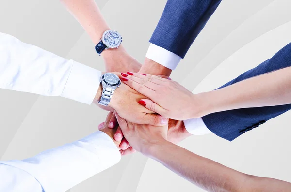 Teamwork, Händchenhalten, Händedruck, geschäftlicher Hintergrund — Stockfoto