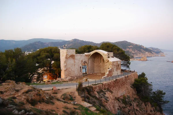 Ruine de la vieille église — Photo