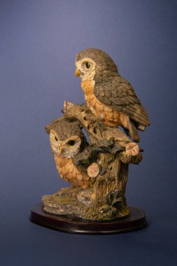 İki baykuşun seramik biblosu. Yüksek kalite fotoğraf