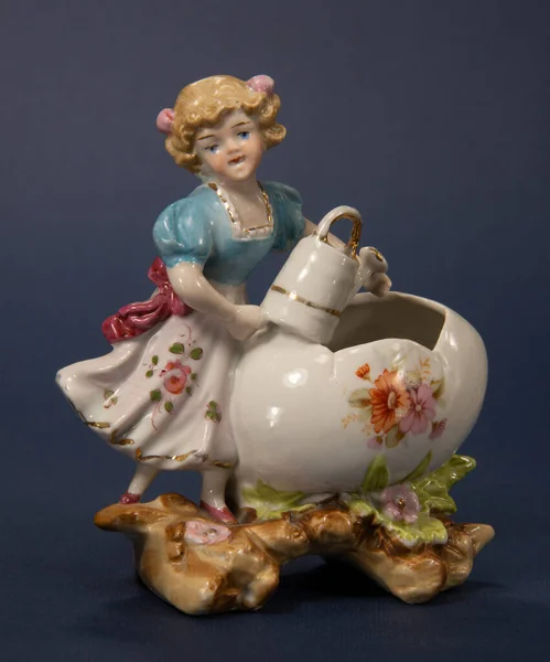 Ceramic Figurine Little Girl Watering Can Bath High Quality Photo — Stock Photo, Image