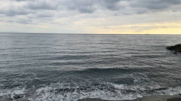 Genova Italia Januari 2022 Seascape Langit Biru Awan Dan Laut — Stok Foto