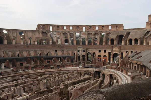 Rzym Włochy Lutego 2022 Panoramiczny Widok Wewnętrznej Części Koloseum Rzymie — Zdjęcie stockowe
