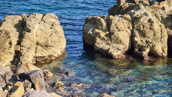 Savona Talya Şubat 2022 Mavi Denizin Panoraması Suyun Üzerindeki Işık — Stok fotoğraf