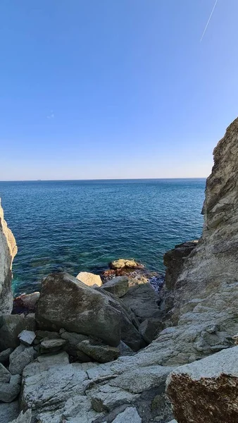 Savona Itália Fevereiro 2022 Panorama Mar Azul Luz Acima Água — Fotografia de Stock