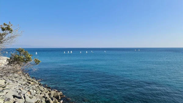 Savona Italie Février 2022 Panorama Mer Bleue Lumière Dessus Eau — Photo