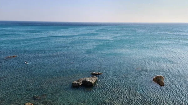 Savona Itálie Února 2022 Panorama Modrého Moře Světlo Nad Vodou — Stock fotografie