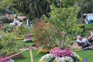 Cenova, Itay - 03 Mayıs 2022: Euroflora bir çiçek sergisi ve süs bitkisi Cenova 'nın Nervi parklarında yer alan başlıca çiçek sergilerinden biri..