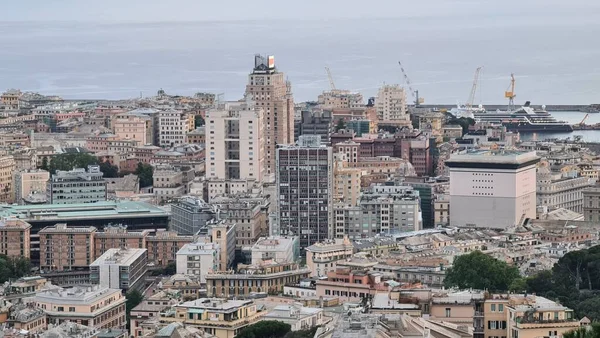 Genova Italië Mei 2022 Panoramisch Uitzicht Vanaf Zee Naar Oude — Stockfoto