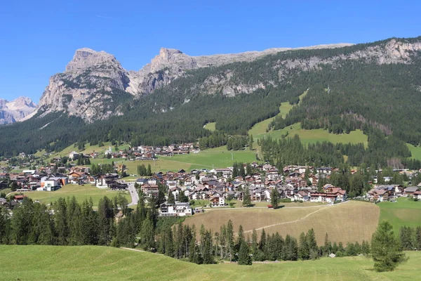 Val Badia Italy July 2022 Italian Dolomites Small Village Corvara — Stok fotoğraf