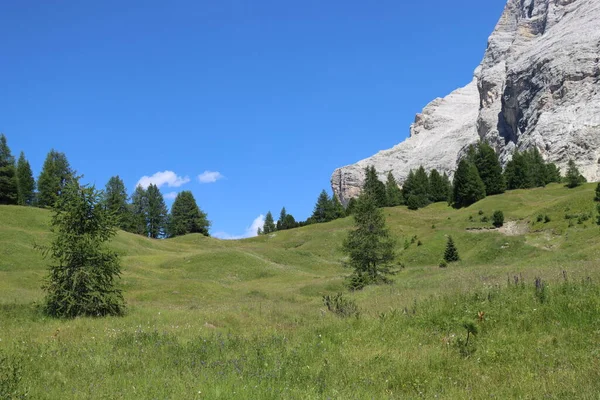 Валь Бадія Італія Липня 2022 Італійські Доломіти Невеликим Селом Корвара — стокове фото