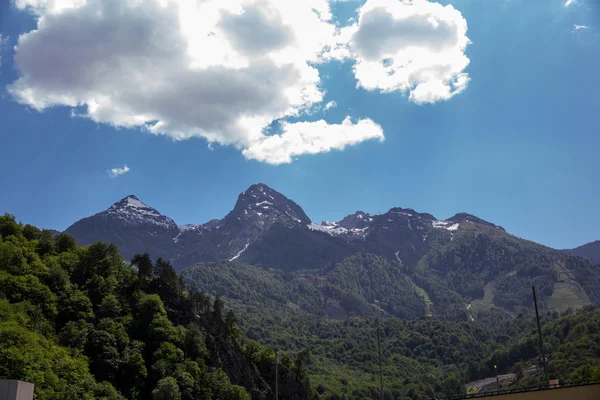 Beautiful Caucasus Mountains, Sochi, Russia. Krasnaya Polyana Ski Resort — Stock Photo, Image