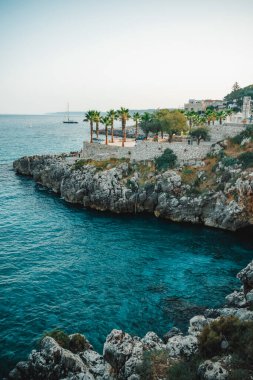 Puglia 'daki küçük bir kasabanın manzarası: Castro