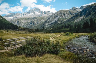 Di Fumo ve Daone Gölü 'nün muhteşem manzarası