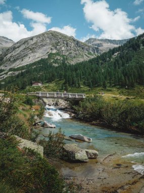 Di Fumo ve Daone Gölü 'nün muhteşem manzarası