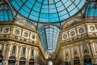 Milano 'daki Vittorio emanuele Galerisi