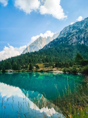 a beautifull view on the aviolo lake