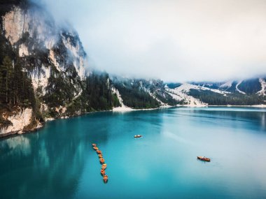 a fantastic view on the braies lake