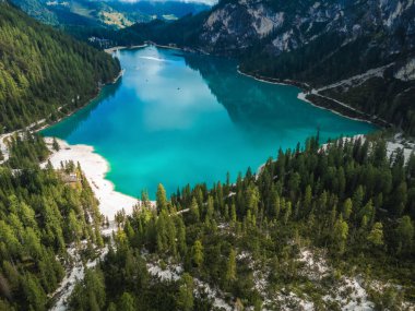 a fantastic view on the braies lake