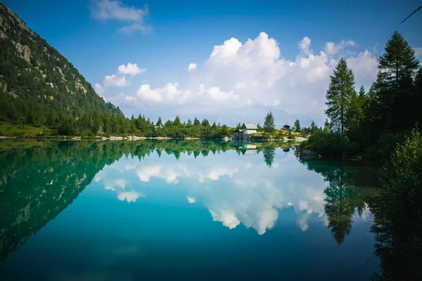 Beautifull View Aviolo Lake — Stock Photo, Image