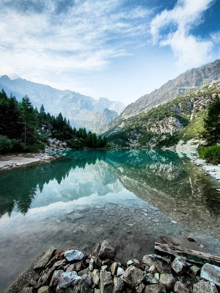 Beautifull View Aviolo Lake — Fotografia de Stock