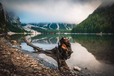a fantastic view on the braies lake