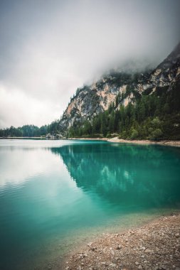 a fantastic view on the braies lake