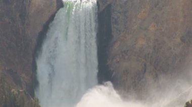 Yellowstone Ulusal Parkı 'nda Mamut Kaplıcaları