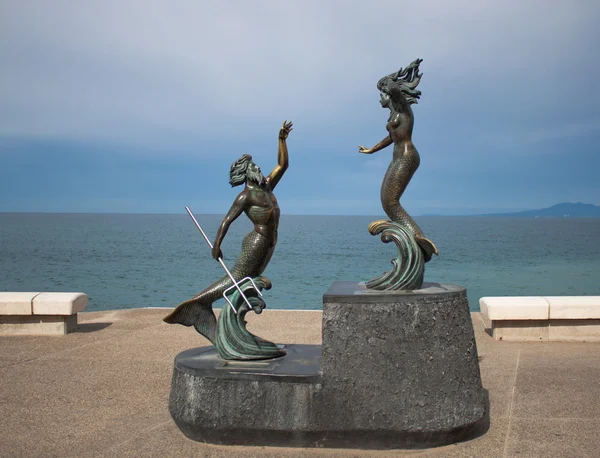 Statue of Neptune and mermaid — Stock Photo, Image