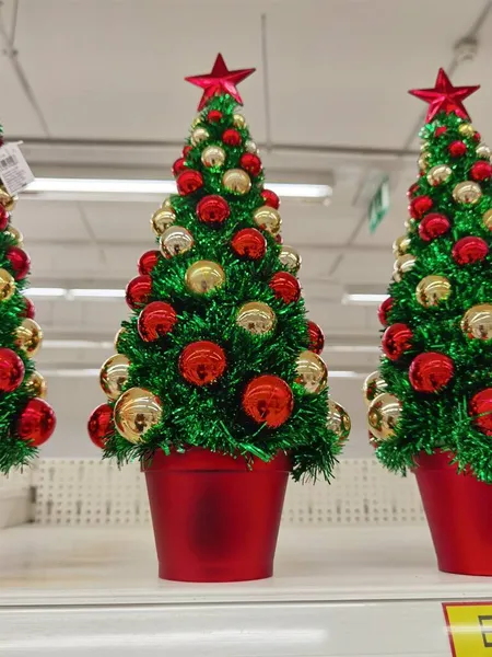 クリスマスXmas背景スーパーマーケットの皆さん新年明けましておめでとうございます — ストック写真