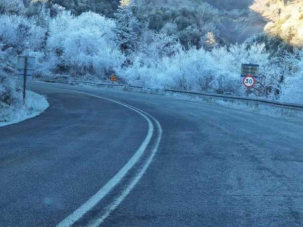 Ice Frost Asphalt Road Vrosina Village Winter Season Ioannina Perfecture — Stock Photo, Image