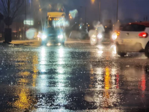 Déšť Ulice Silnice Noci Semafory Aut Bouře Zimní Sezóně — Stock fotografie