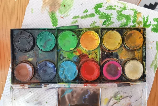 Ζωγραφική Ζωγραφική Χρώματα Παιδική Εκπαίδευση Ελεύθερος Χρόνος Στη Δημιουργική Σχολή — Φωτογραφία Αρχείου