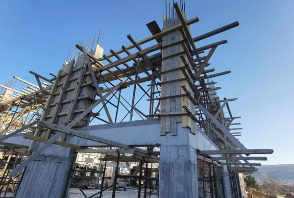 Byggnad Struktur Cement Strykjärn Utveckling Från Marken — Stockfoto