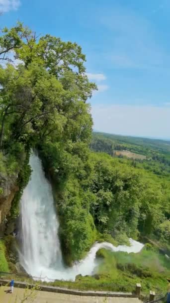 Vízesések Edessa Város Görögország Tavasz Évszak Zöld Fák Víz Áramlását — Stock videók