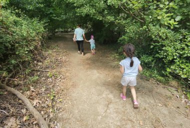 acheron nehir yolu boyunca nehir kıyısında gliki terpsotia mükemmellik Yunan alternatif varış noktası yazın