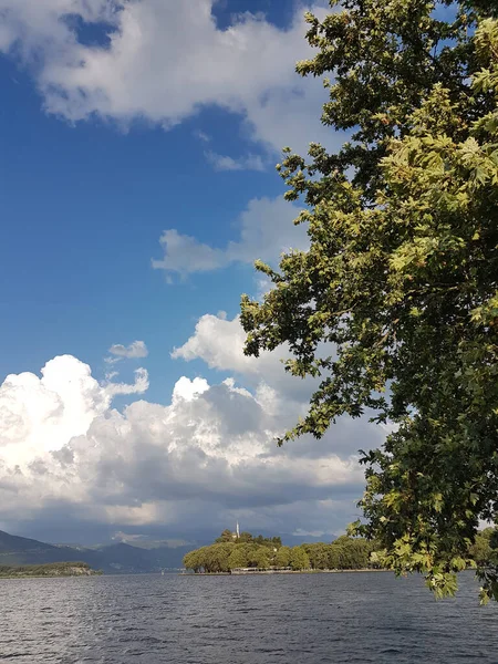 Ioannina Città Greca Nella Stagione Estiva Presso Lago Pamvotis — Foto Stock