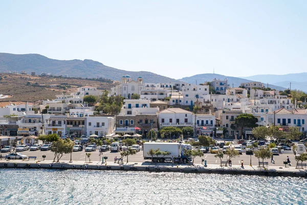 Gavrio City Port Andros Island Greece Houses Ships People Boarding — Foto de Stock