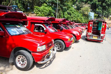 Tay tapınak merdiven, DOI suthep Tapınağı, chiangmai, Tayland Kuzey.