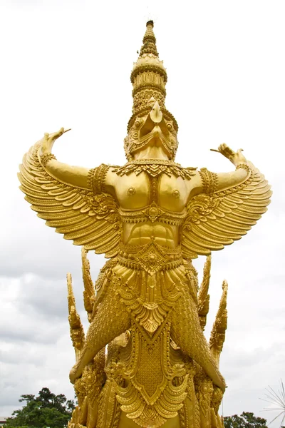Gold garuda statue — Stock Photo, Image