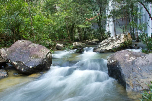 Huayluang Waterfall, Ubonratchathani Privince, Thailand — Stock Photo, Image