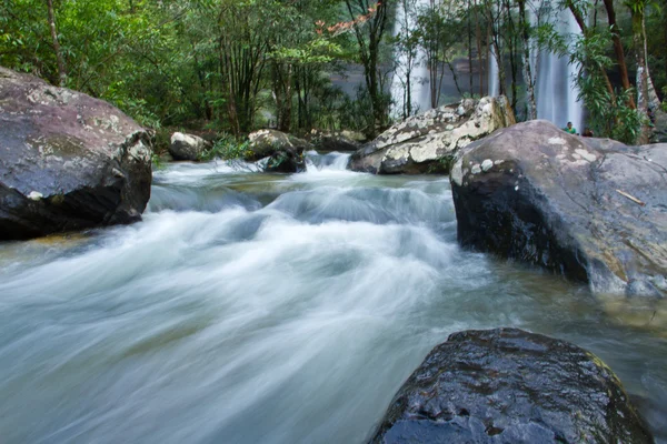 Beautiful waterfall in thailand — Stock Photo, Image