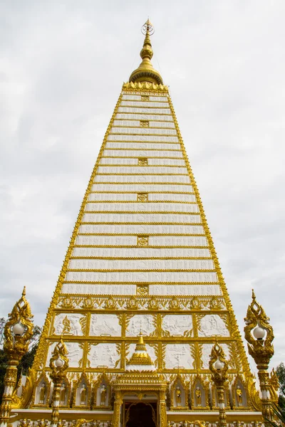 タイのUbon Ratchathani県のWat Phrathat Nong Bua — ストック写真