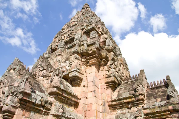 Piasek kamienny zamek, phanomrung w prowincji buriram, Tajlandia. obiekty sakralne, zbudowane przez starożytnej sztuki Khmerów. — Zdjęcie stockowe