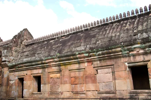 Castel de piatră de nisip, phanomrung în provincia Buriram, Thailanda. Clădiri religioase construite de vechea artă khmeră . — Fotografie, imagine de stoc