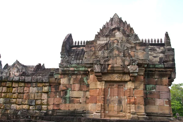 Sandsteinburg, Phanomrung in der Provinz Buriram, Thailand. Religiöse Gebäude, die von der alten Khmer-Kunst erbaut wurden. — Stockfoto