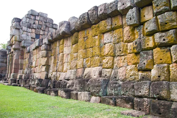 Piasek kamienny zamek, phanomrung w prowincji buriram, Tajlandia. obiekty sakralne, zbudowane przez starożytnej sztuki Khmerów. — Zdjęcie stockowe