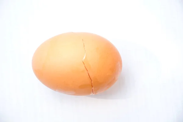 Разбитое яйцо — стоковое фото